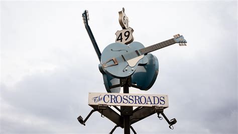 Crossroads Blues; Una Balada Delta Blues que Explora la Intersección del Destino y la Guitarra